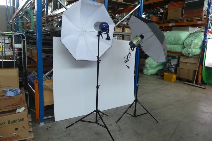 Hensel Studioblitzset mit Stativen und Schirmen Modell: Integra 250 Plus, Expert Pro 250 Plus